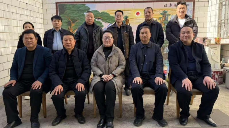 内黄县委领导到内黄商会考察